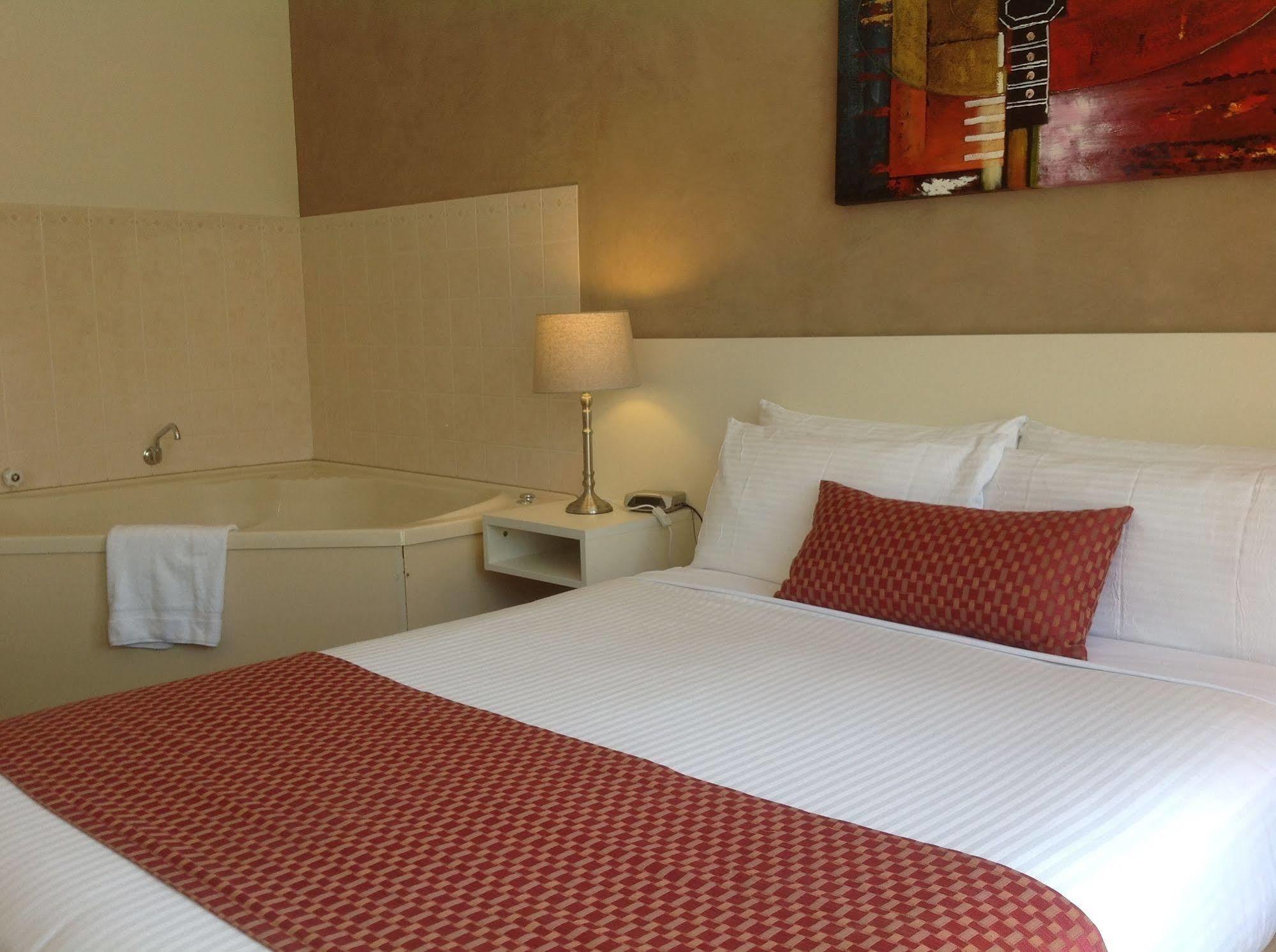 Buffalo Motor Inn Adelaide Esterno foto