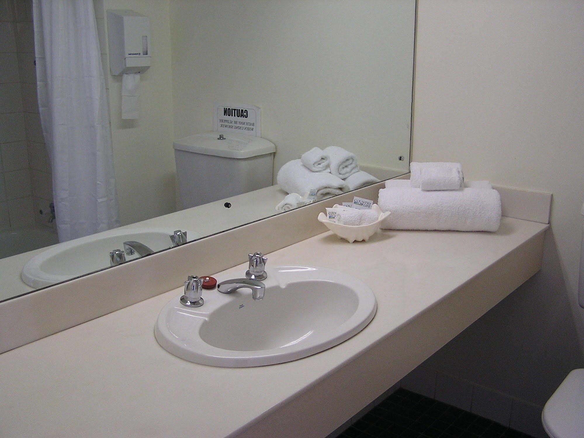 Buffalo Motor Inn Adelaide Esterno foto